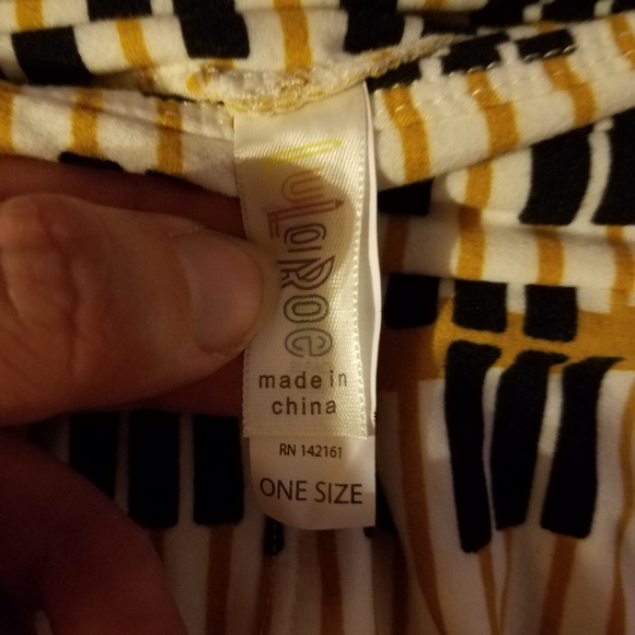 LuLaRoe Piano Key Leggings - Picture 3 of 3